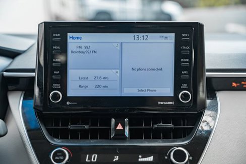 Used 2022 Toyota Corolla LE image 20