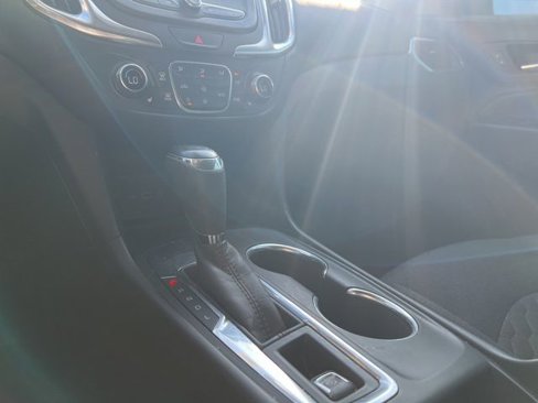 Used 2021 Chevrolet Equinox LT image 21