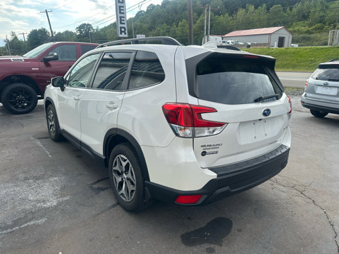 Used 2018 Subaru Forester 2.5i Premium w/ All-Weather Package image 6