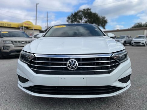 Used 2019 Volkswagen Jetta SEL image 2