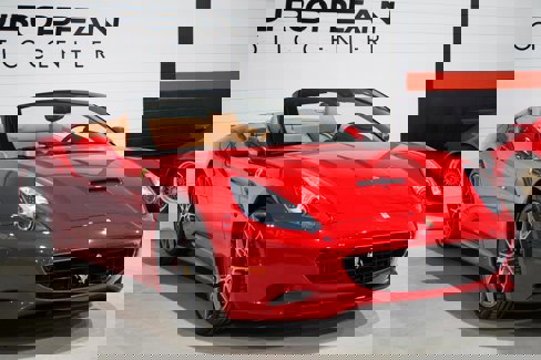 Used 2010 Ferrari California image 31