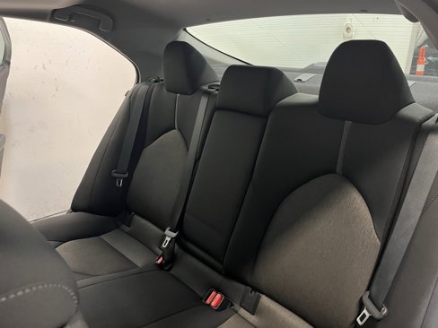 Used 2023 Toyota Camry LE w/ Convenience Package image 17