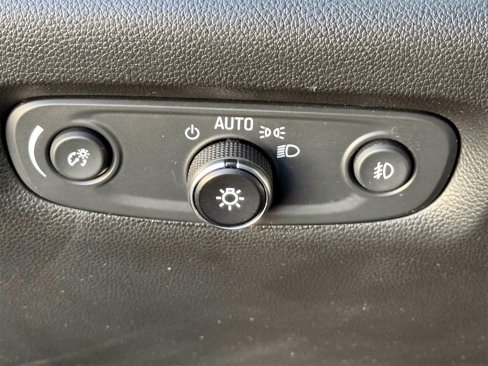 Used 2019 Chevrolet Traverse LT w/ LPO, Floor Liner Package image 31