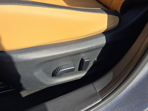 Used 2020 Nissan Sentra SV w/ SV Premium Package image 19