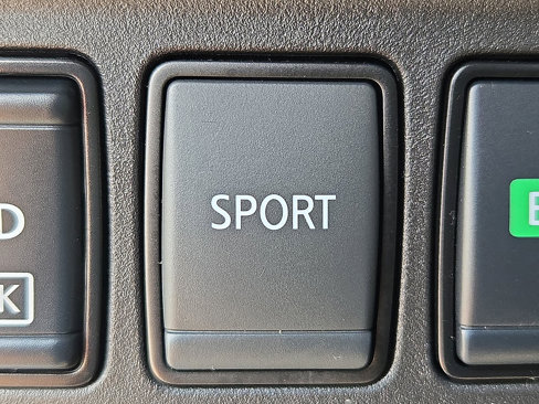 Used 2022 Nissan Rogue Sport SV w/ Technology Package image 26