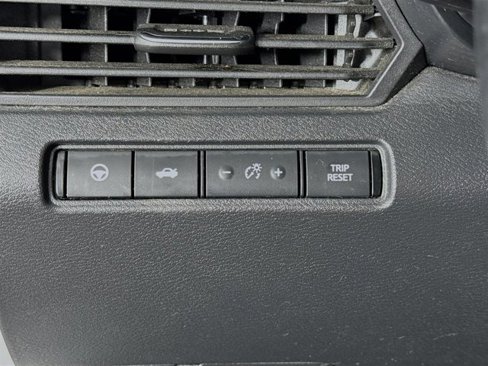 Used 2020 Nissan Altima 2.0 Platinum image 11