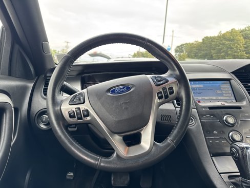 Used 2016 Ford Taurus SEL w/ Equipment Group 201A image 13