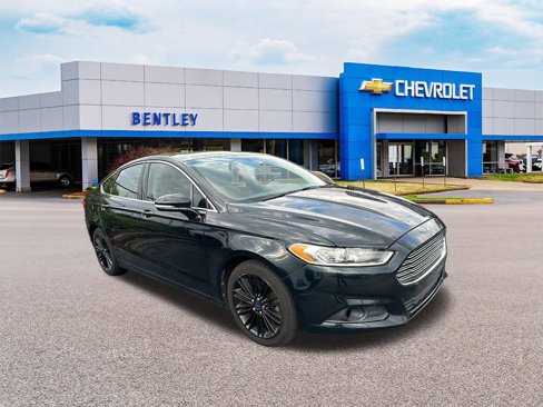 Used 2014 Ford Fusion SE w/ Equipment Group 202A image 4