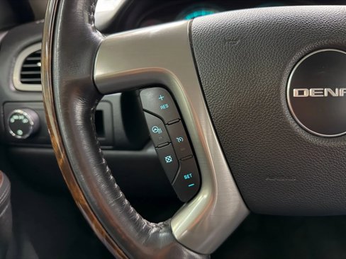 Used 2012 GMC Yukon Denali image 31