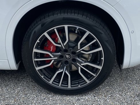 Used 2023 Maserati Grecale Modena image 12