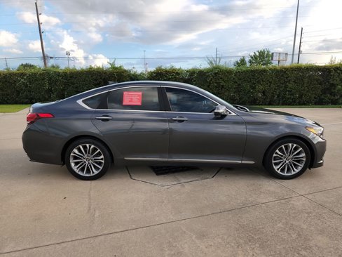 Used 2017 Genesis G80 3.8 image 4