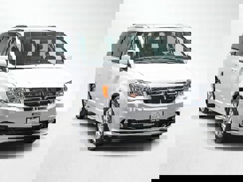 Used 2019 Dodge Grand Caravan SXT image 6
