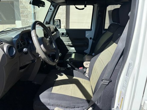 Used 2009 Jeep Wrangler Unlimited Rubicon image 13