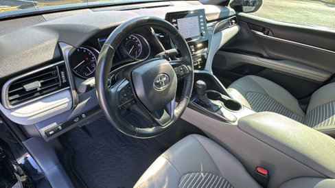 Used 2023 Toyota Camry SE image 11