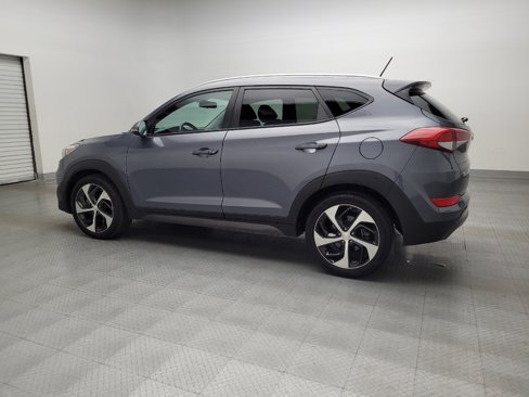 Used 2016 Hyundai Tucson Sport image 2