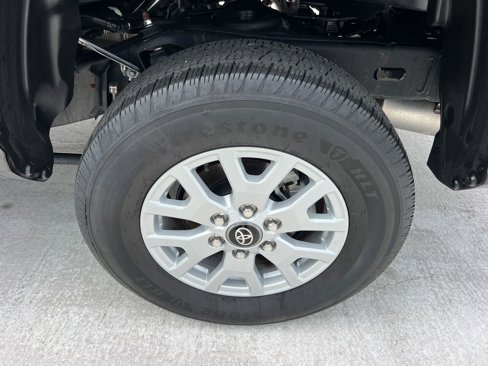 Used 2024 Toyota Tacoma SR5 image 19