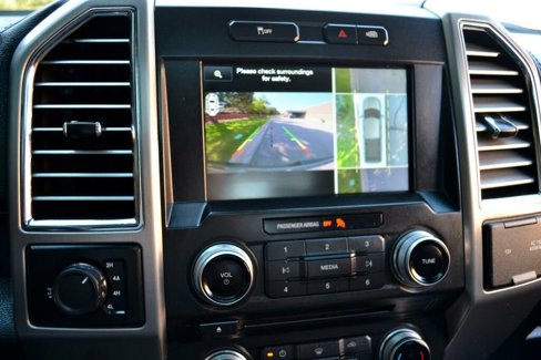 Used 2015 Ford F150 Platinum w/ Equipment Group 701A Luxury image 25