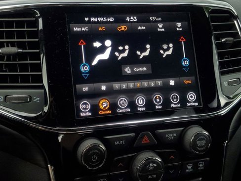 Used 2020 Jeep Grand Cherokee Altitude image 22