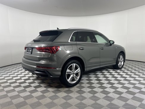 Used 2022 Audi Q3 2.0T Premium Plus w/ Premium Plus Package image 7