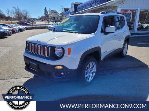 Used 2018 Jeep Renegade Latitude w/ Cold Weather Group image 3