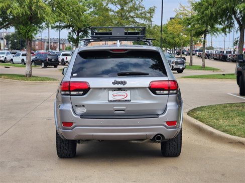 Used 2019 Jeep Grand Cherokee Altitude image 6