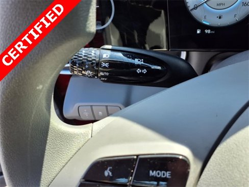 Certified 2024 Hyundai Elantra SEL image 9