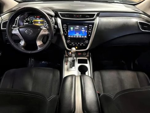 Used 2018 Nissan Murano SV image 14