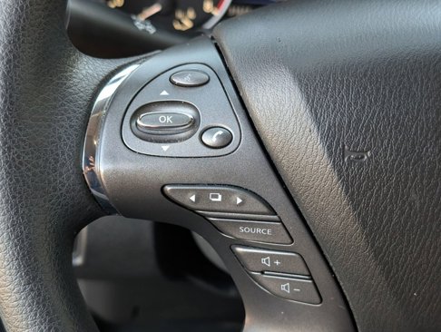 Used 2023 Nissan Murano S image 18