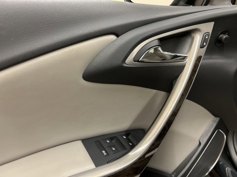 Used 2014 Buick Verano image 26
