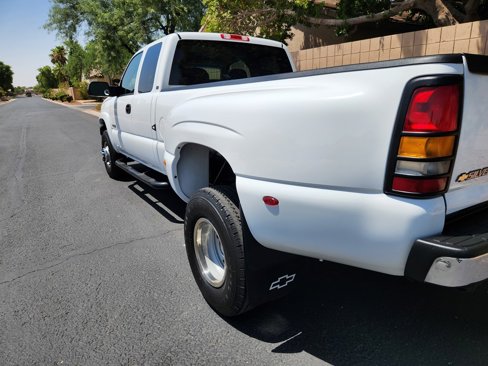 Used 2003 Chevrolet Silverado 3500 LT image 12