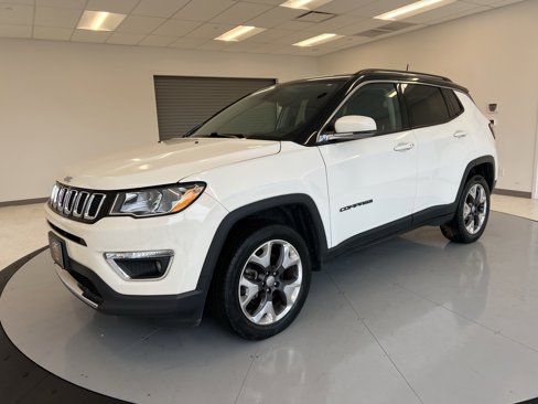 Used 2020 Jeep Compass Limited image 3