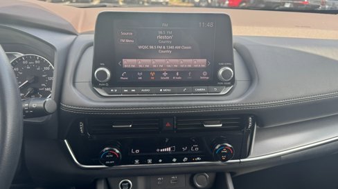 Used 2021 Nissan Rogue SV image 23