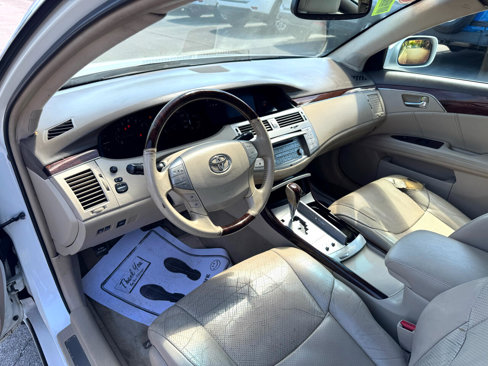 Used 2009 Toyota Avalon Limited image 15