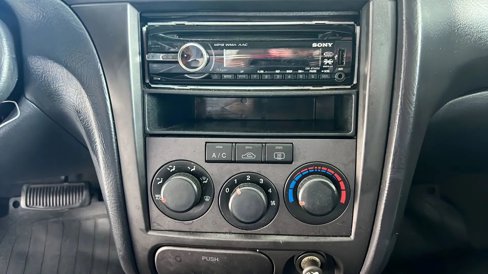 Used 2006 Hyundai Elantra GLS image 13