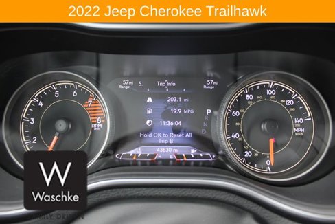 Used 2022 Jeep Cherokee Trailhawk w/ Sun, Sound & Nav Group image 40