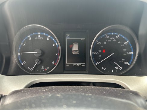 Used 2017 Toyota RAV4 XLE image 11