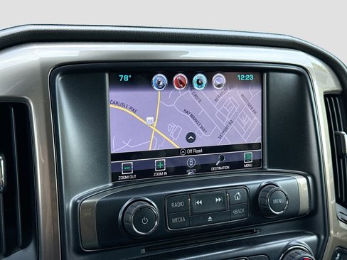 Used 2018 Chevrolet Silverado 1500 High Country image 13