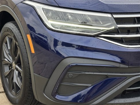 Used 2024 Volkswagen Tiguan SE image 9