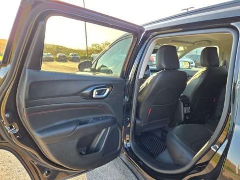Used 2022 Jeep Compass Trailhawk image 26