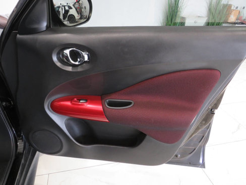 Used 2012 Nissan Juke SV image 23