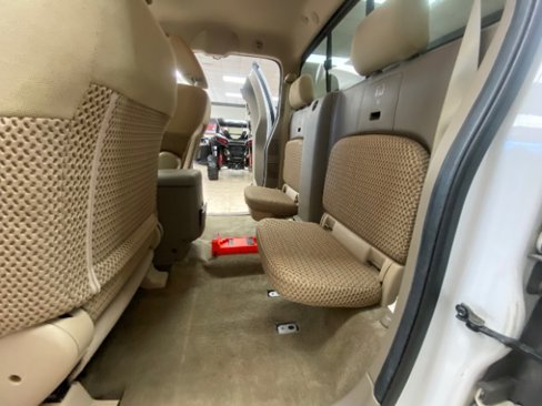 Used 2012 Nissan Frontier SV image 21