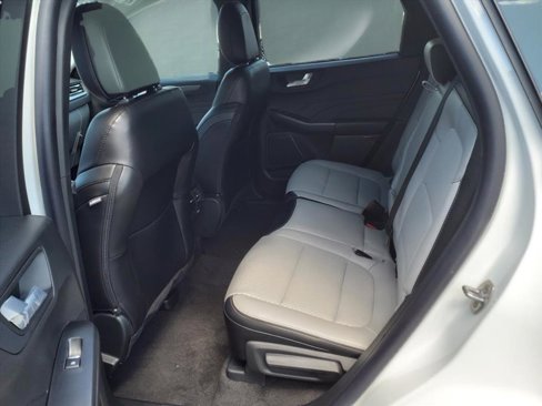 New 2024 Ford Escape SE image 8