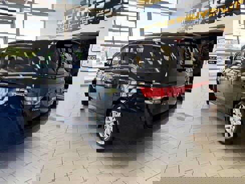 Used 2014 Honda Odyssey Touring image 2
