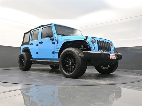 Used 2018 Jeep Wrangler Unlimited Sport w/ Connectivity Group image 27