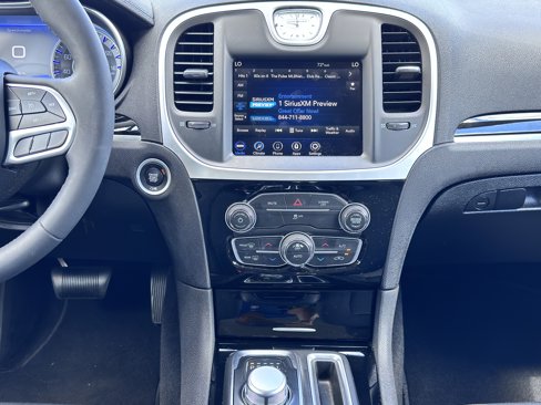 Used 2023 Chrysler 300 Touring w/ Sport Appearance Package image 19