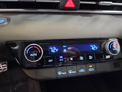 New 2025 Hyundai Elantra Sport image 22