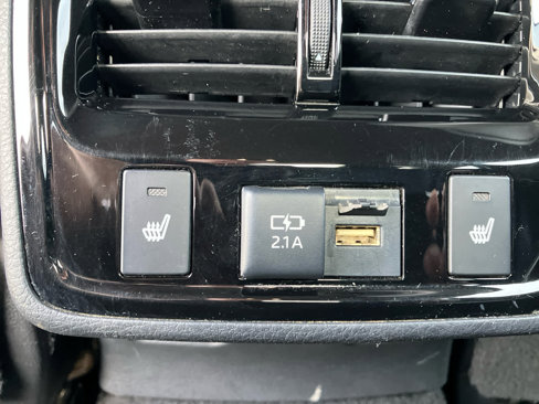 Used 2019 Toyota Avalon Touring image 39