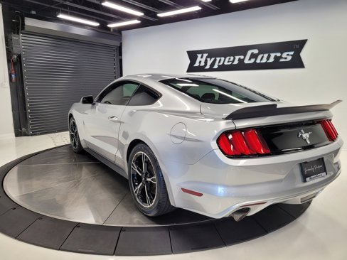 Used 2015 Ford Mustang Coupe image 11
