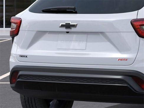 New 2025 Chevrolet Trax RS w/ Driver Confidence Package image 15