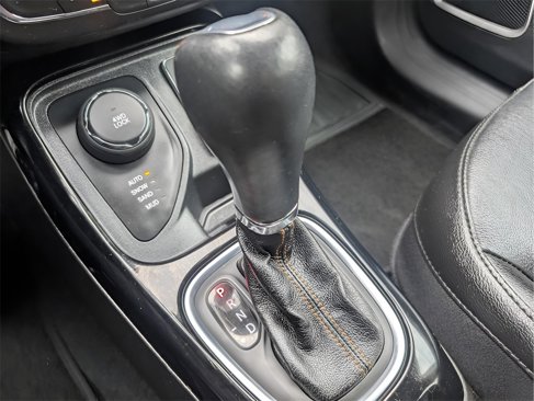 Used 2021 Jeep Compass Limited image 20